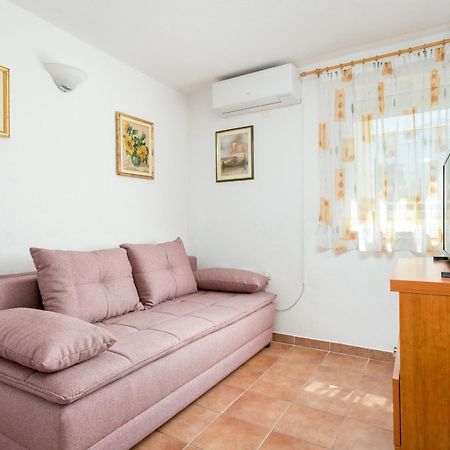 Apartments By The Sea Baska Voda, Makarska - 300 Buitenkant foto