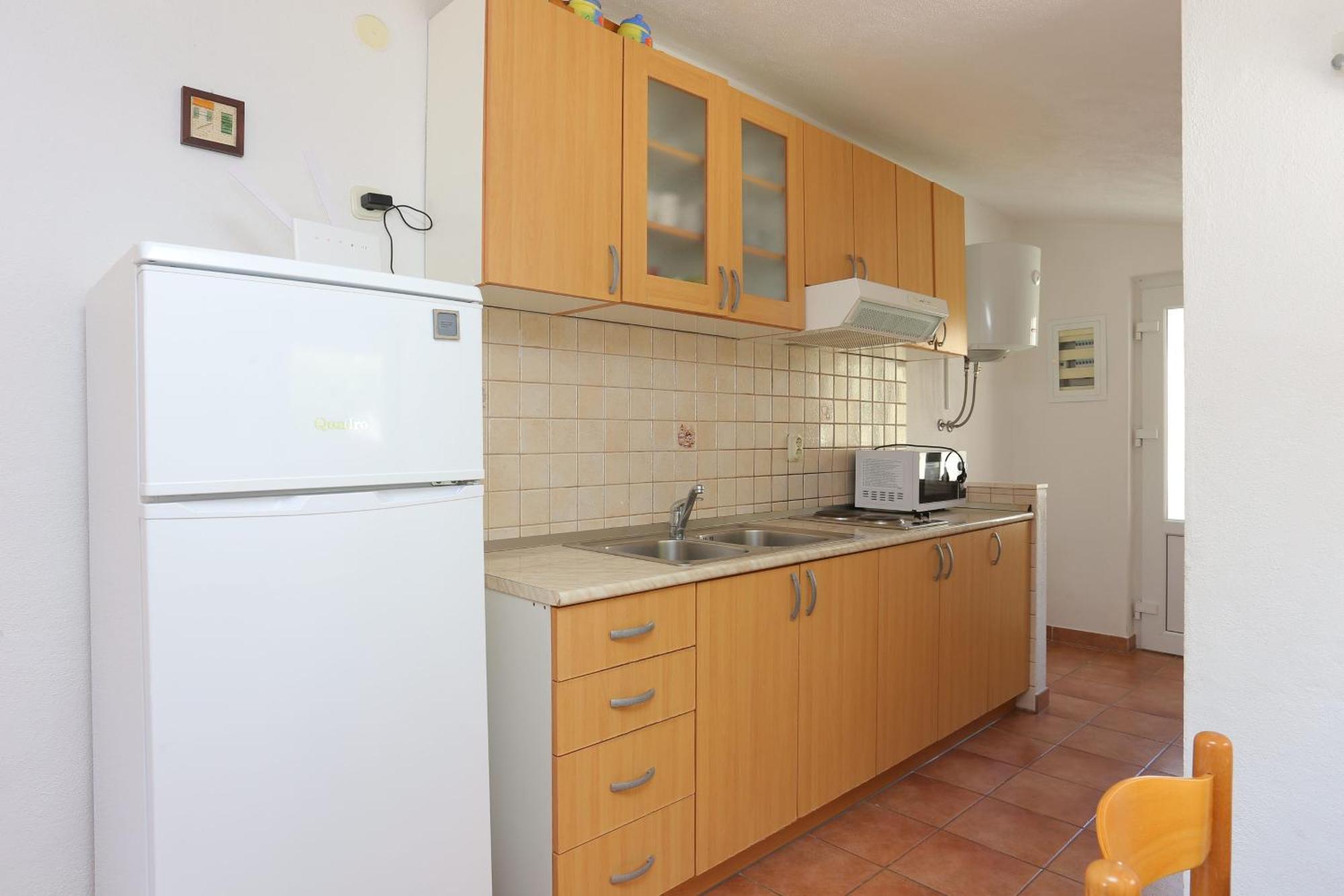 Apartments By The Sea Baska Voda, Makarska - 300 Buitenkant foto