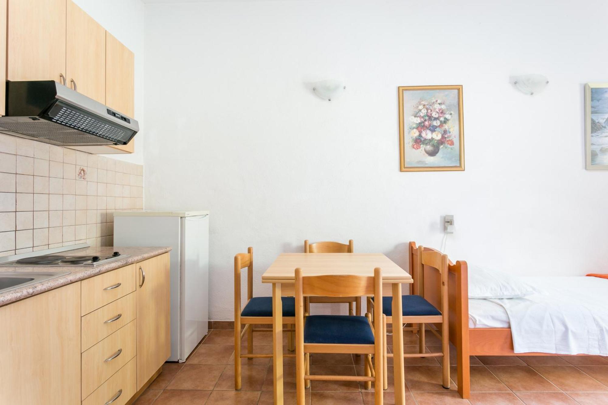 Apartments By The Sea Baska Voda, Makarska - 300 Buitenkant foto