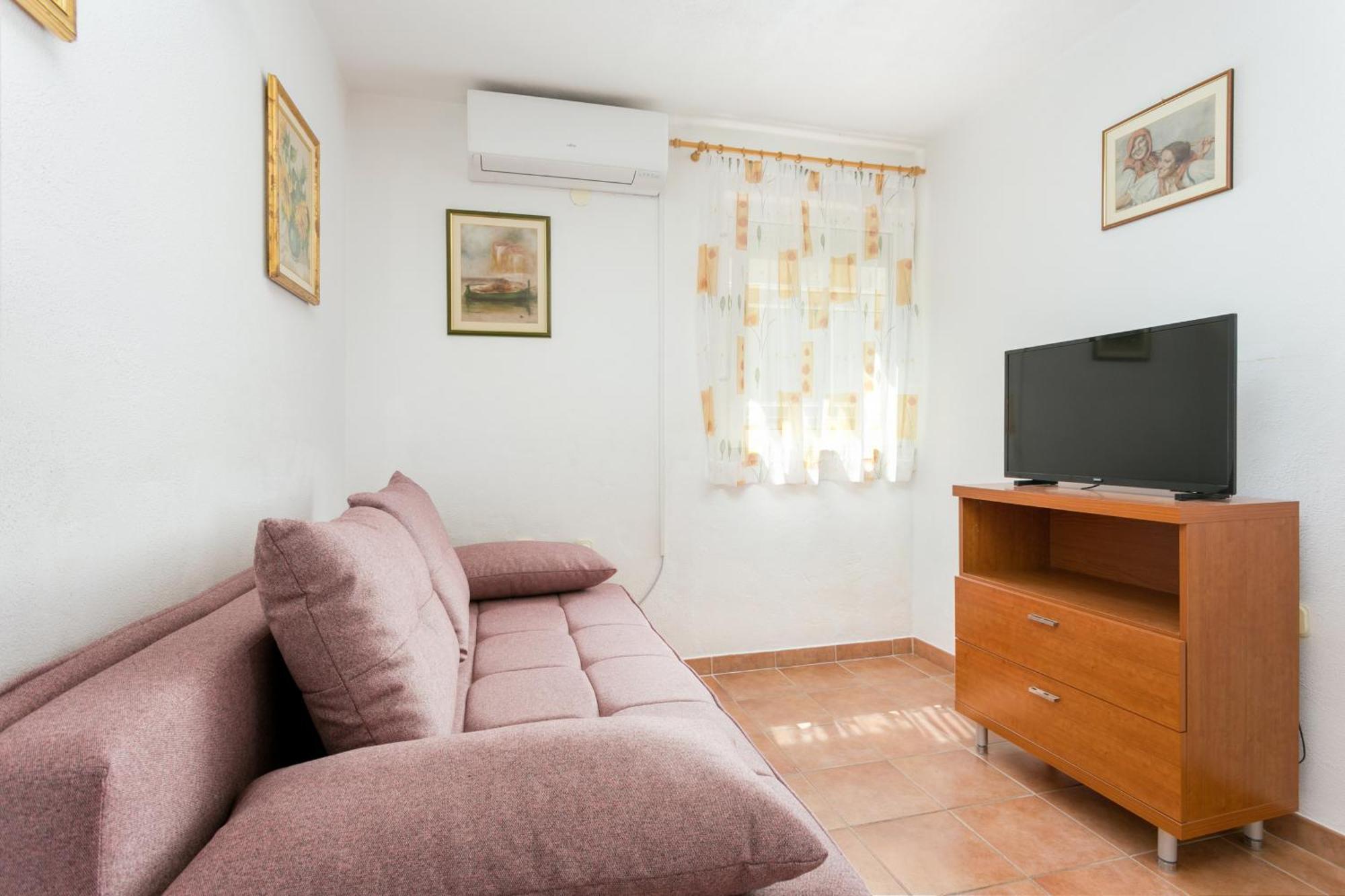Apartments By The Sea Baska Voda, Makarska - 300 Kamer foto