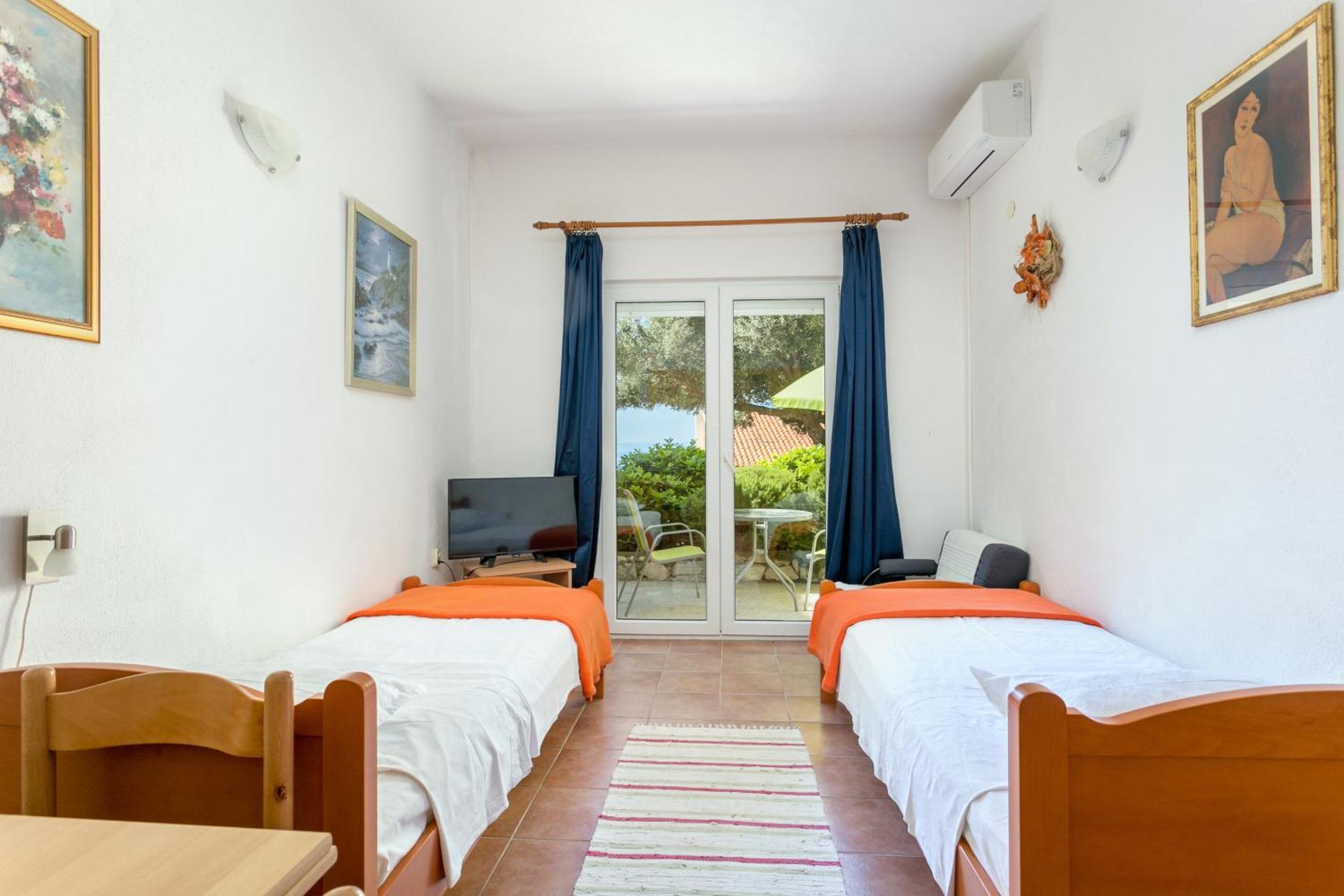 Apartments By The Sea Baska Voda, Makarska - 300 Kamer foto